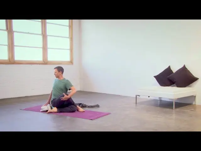 Seated Spinal Twist (Ardha Matsyendrasana) - Yoga Pose Guide Tutorial