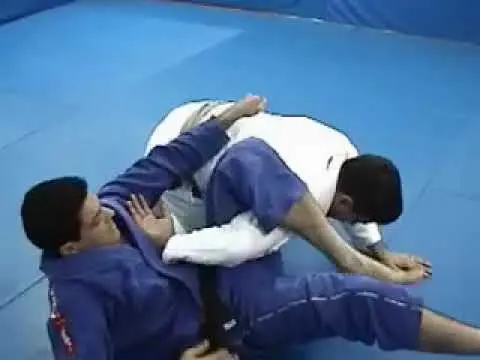 JJM ONLINE 2006 - Open Guard To Omoplata