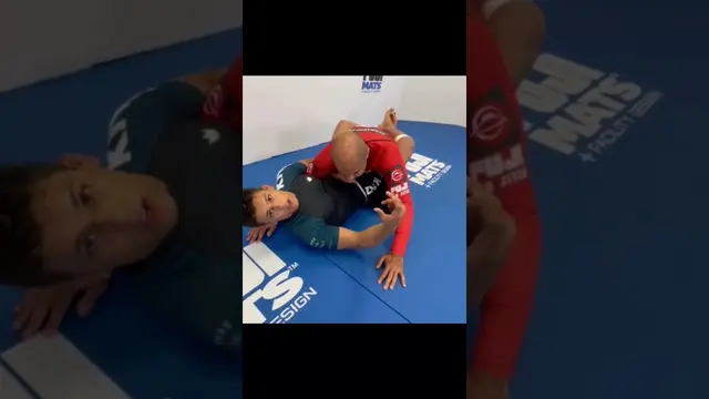 How Trap The Arm From Closed Guard NOGI By Mica Galvao