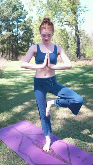 Simple Standing Yoga Balance - Tree Pose (Tree Position) - TikTok