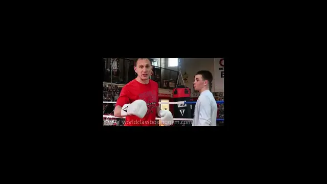 Better defense for the overhand right. High Guard or Philly Shell? #highguard #phillyshell #boxing