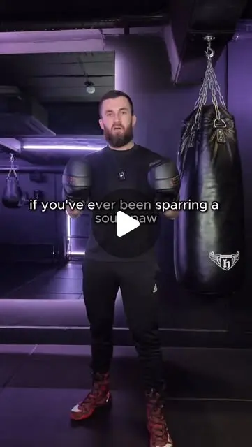 How to win the lead foot battle against a southpaw. #boxing ...