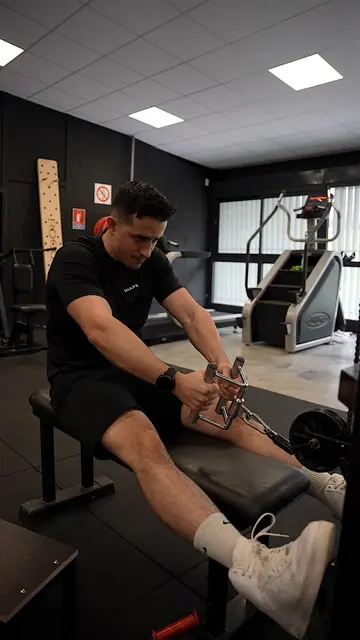 Seated cable row perfect form - TikTok