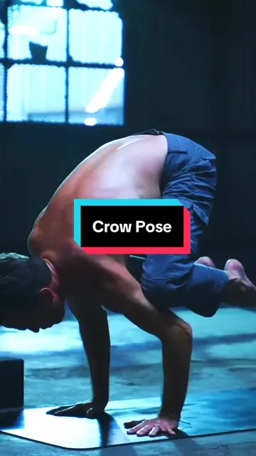 🐦⬛ Crow pose is a combination of balance, coordination, core engagement, and learning how to distribute your weight with control and awareness. One of the most common mistakes in