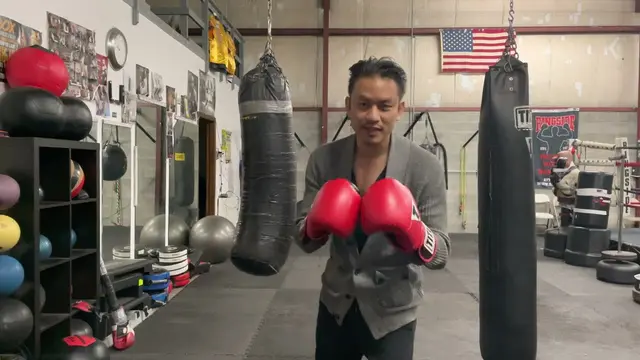 LEFT HOOK to Body Punch (pro style technique)