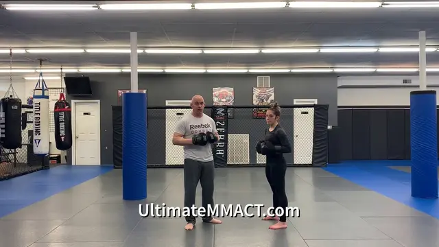 How To beat a SOUTHPAW in Boxing