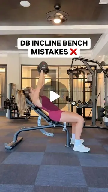 Incline dumbbell chest press form!!! Save and bring this ...