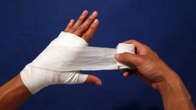How to Wrap Your Hands - BOXING (best method)
