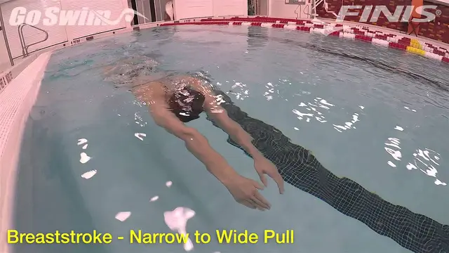 Breaststroke - Narrow to Wide Pull