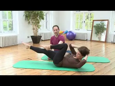Criss Cross Pilates Exercise