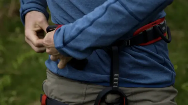 How to put on a Harness