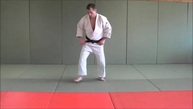 How to do Judo breakfalls - Judo basics