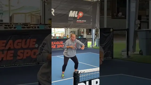 How to reset better in pickleball with Lee Whitwell #Shorts