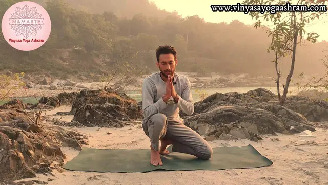 💥 How to do Crow Pose (Bakasana), Its  Method,  Benefits,  Precautions?