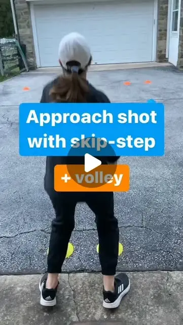 random.tennis approach shot with skip-step then following the ball ...
