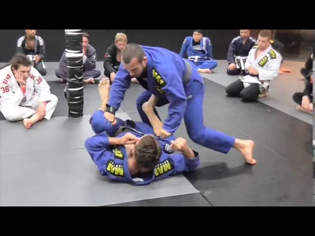 Teknik Toreando Pass (Lachlan Giles)