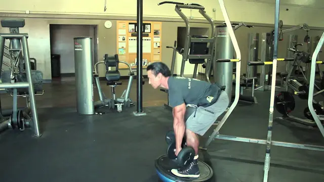 Hamstring Exercises on Balance Boards : Weight Training Techniques