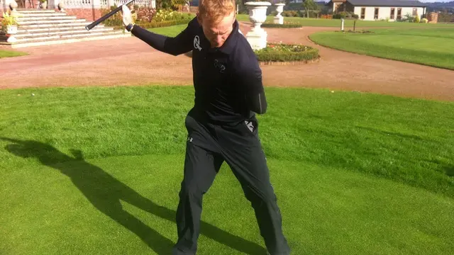 Improve Your Golf Pitching With One arm