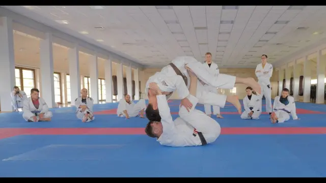 PULLING DE LA RIVA GUARD MADE SIMPLE BY DE LA RIVA BLACK BELT