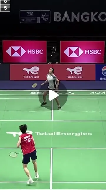 Footwork (split step)