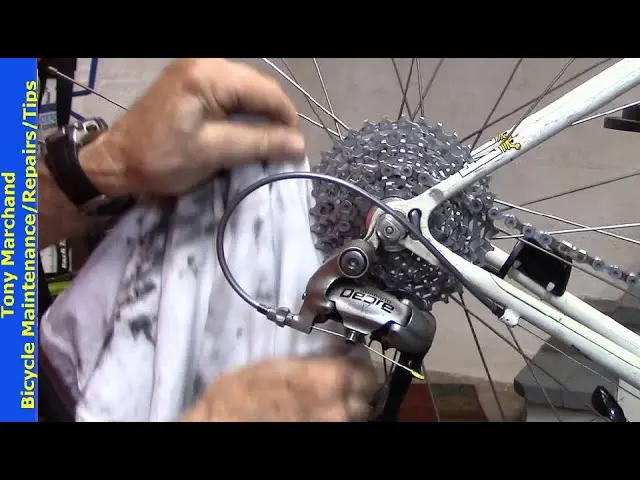 Quick 2 min Bike Drivetrain Cleaning & Lubrication: chain, cassette cogs, & more cycling