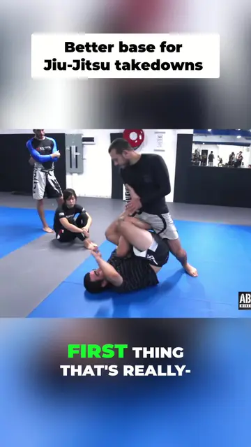 Master Your Jiu Jitsu Base: Low Stance & Toe Walk Tips