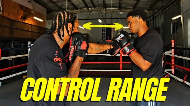 How to Manage Distance & Control Range in Boxing (Stop Making This Mistake)