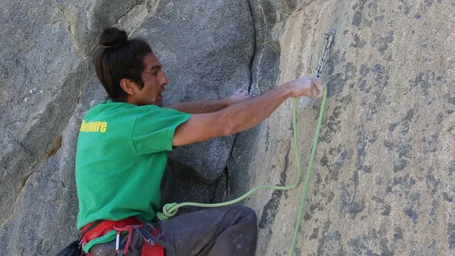 Sport Climbing: 2. Clipping Considerations for the Leader | Climbing Tech Tips