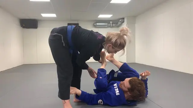 Guard Retention Proper Body Positioning