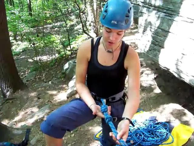 ClimbingTechniques.org: Figure Eight Tie In