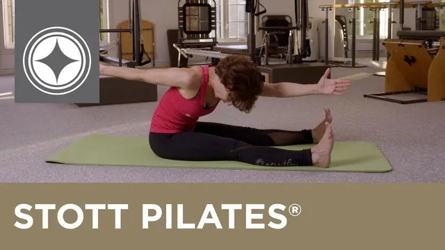 STOTT PILATES® | Cueing tips for Saw