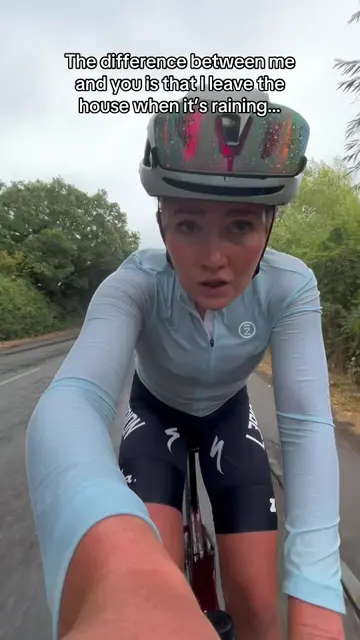 Triathlon cycling in the rain: tips for riding when it pours | TikTok
