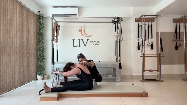 Spine Stretch Forward | Pilates Bruna Marchetto