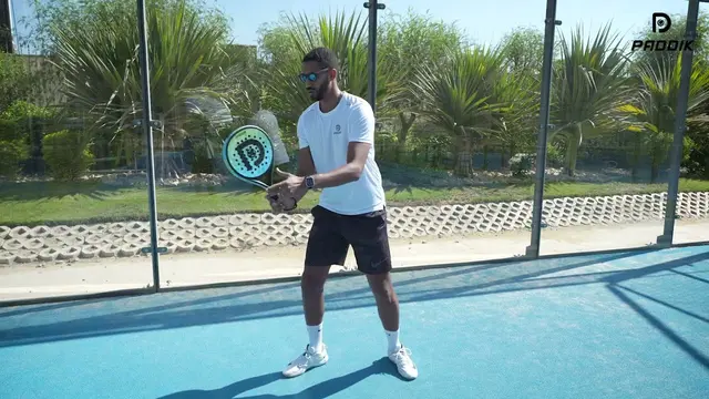 Padel Forehand Technique – Step-by-Step Guide for Beginners