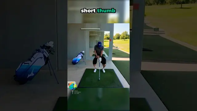 GOLF GRIP: Short vs Long Thumb #shorts