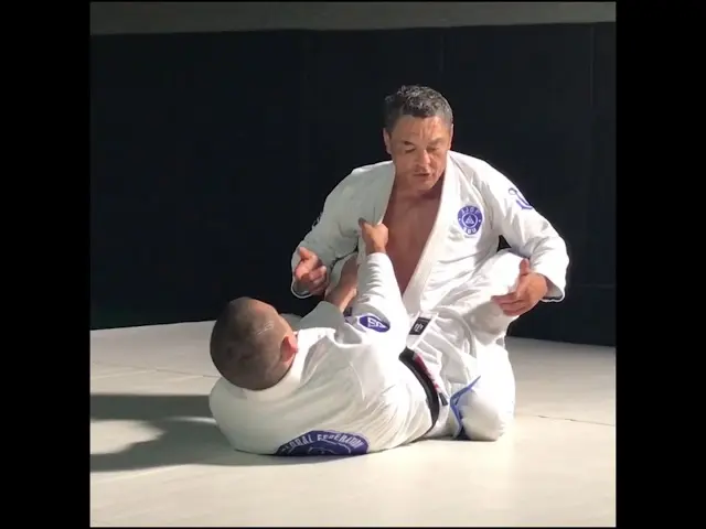 Rickson Gracie teaches how to keep your posture