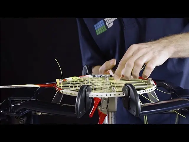 Professional badminton racket stringing in 10 steps
