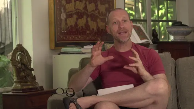 Should you allow the hips to move when twisting? OK to rotate the head to look up in triangle pose?