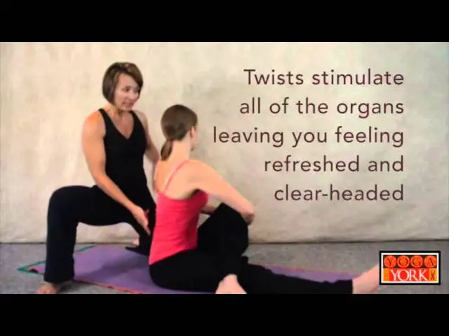 Yoga Moment: Seated Spinal Twist