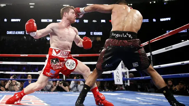 Cutting Off The Ring Like Canelo Alvarez